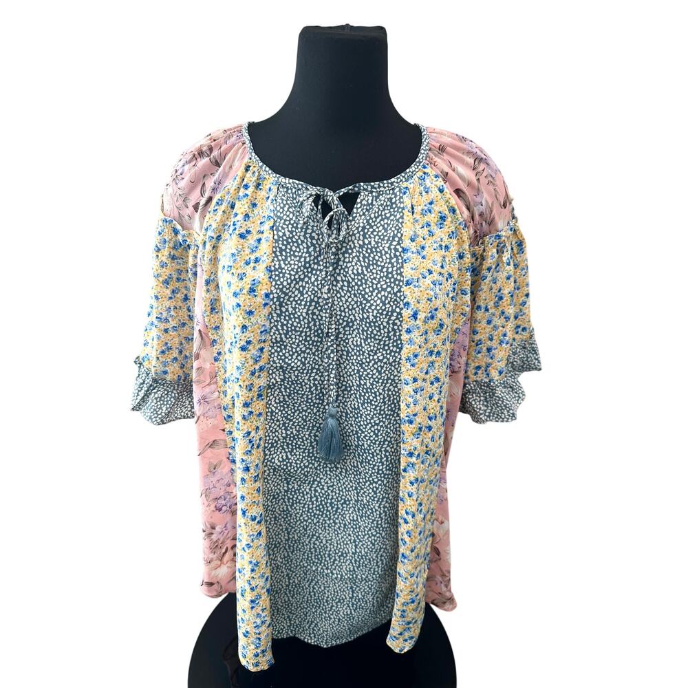 GGO Floral Mixed-Print Pink and Blue Blouse - Picture 2 of 7